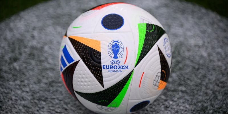 Quả bóng của Euro 2024 có thiết kế bắt mắt