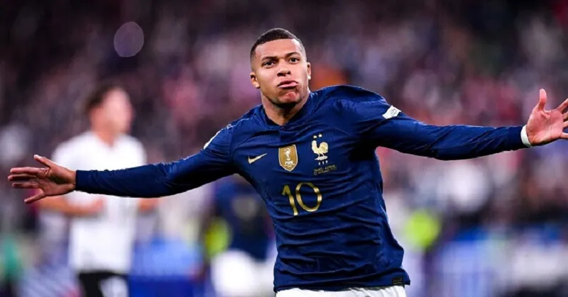 Cổ máy chạy MBAPPE đội tuyển pháp